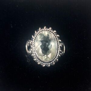 Elegant Silver Gemstone Ring